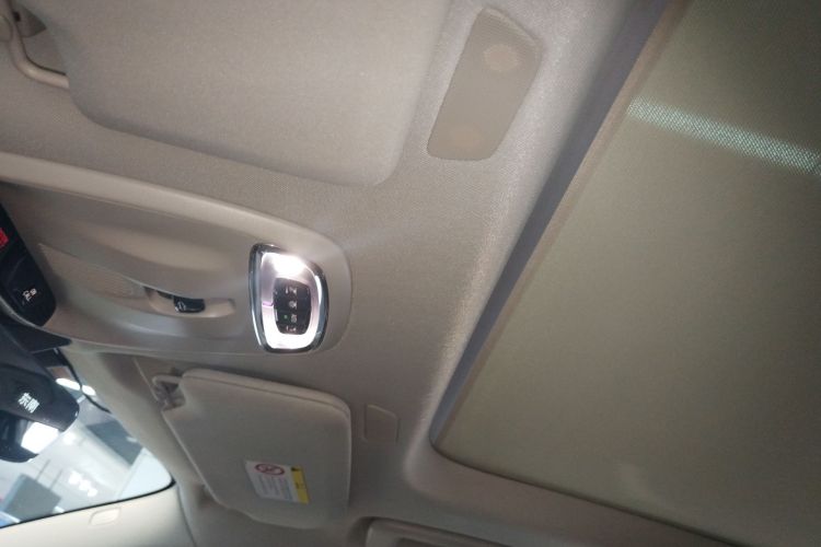 沃尔沃XC90 2020款 T6 智逸豪华版 7座中控内饰22