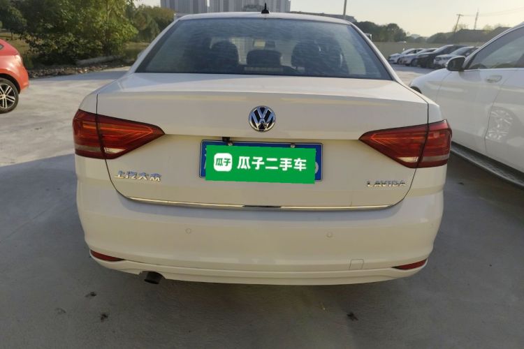 大众 朗逸 2017款 1.6L 自动舒适版车身外观6