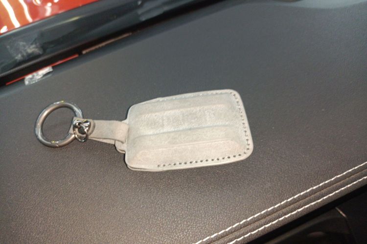 坦克300 2023款 越野版 2.0T 征服者中控内饰11