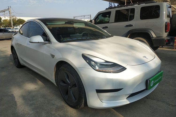 特斯拉 Model 3 2020款 改款 标准续航后驱升级版车身外观3
