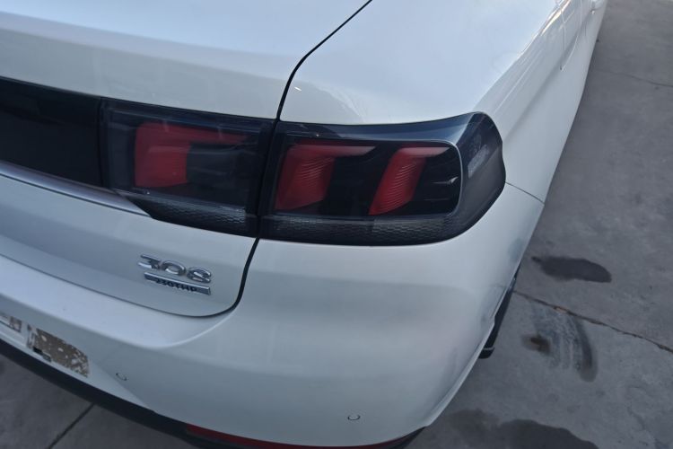 标致308 2019款 230THP 自动豪华版 国VI车身外观9