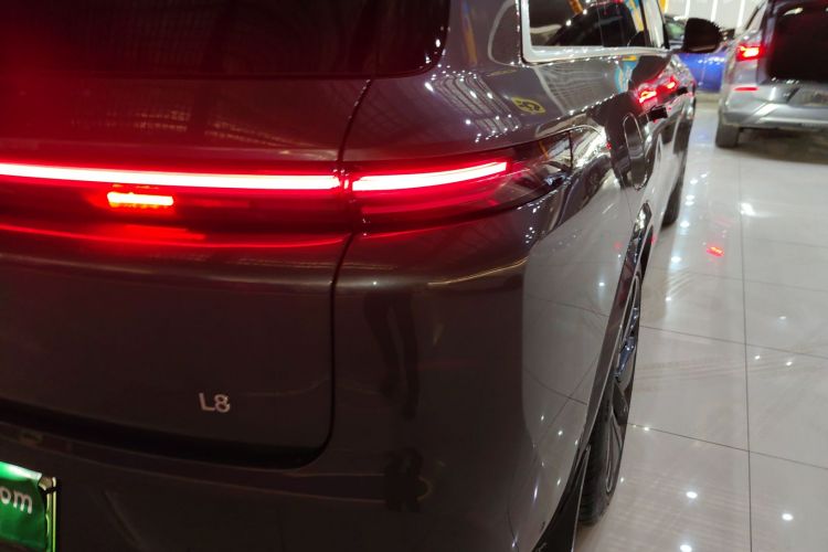 理想汽车 理想L8 2023款 Max车身外观6006