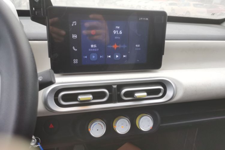 五菱汽车 宏光MINIEV 2024款 第三代 215km 进阶版中控内饰16