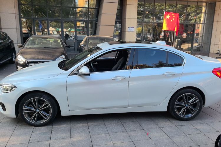 宝马1系 2018款 改款 118i 运动型车身外观6003