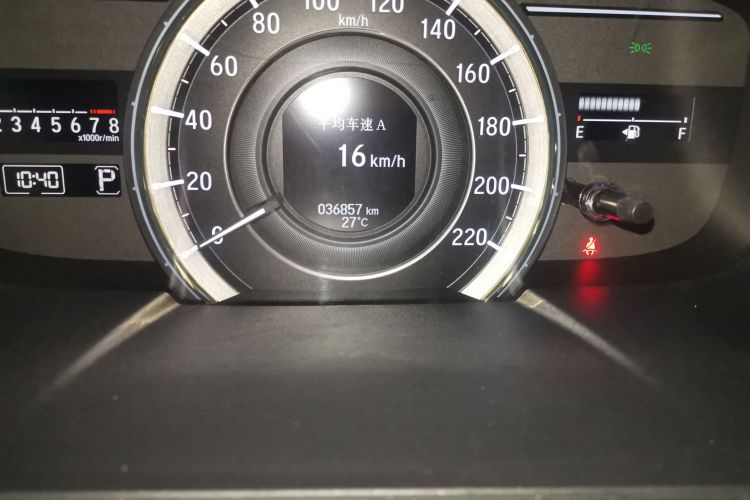 本田 艾力绅 2016款 2.4L 豪华版中控内饰15