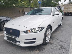 捷豹XEL 2018款 2.0T 200PS 尊享版