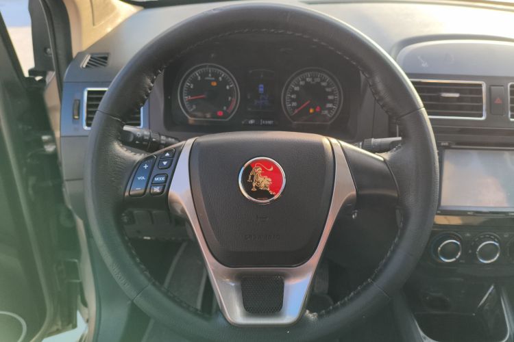 东风风行 景逸X3 2015款 1.5L 豪华型中控内饰13