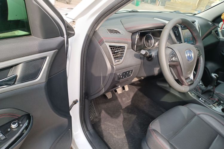 长安CS75 2017款 尚酷版 1.5T 手动致享型中控内饰20