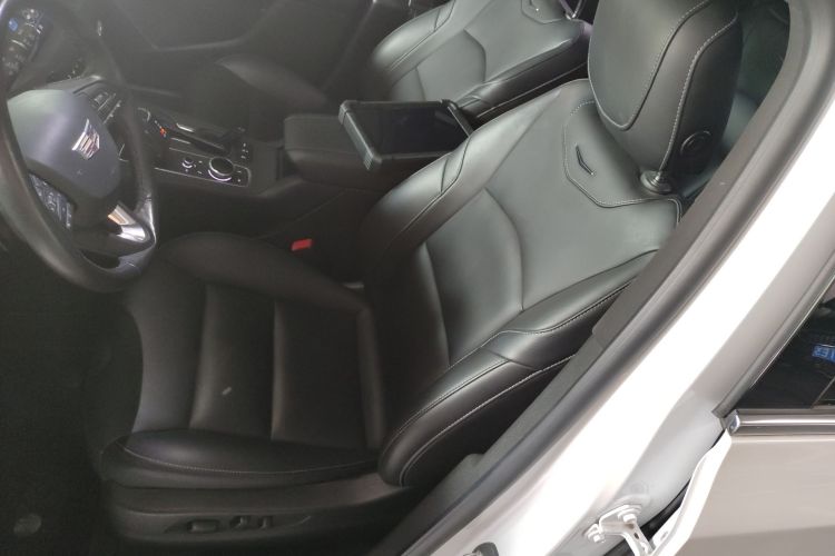 凯迪拉克XT4 2018款 28T 两驱领先型局部细节19