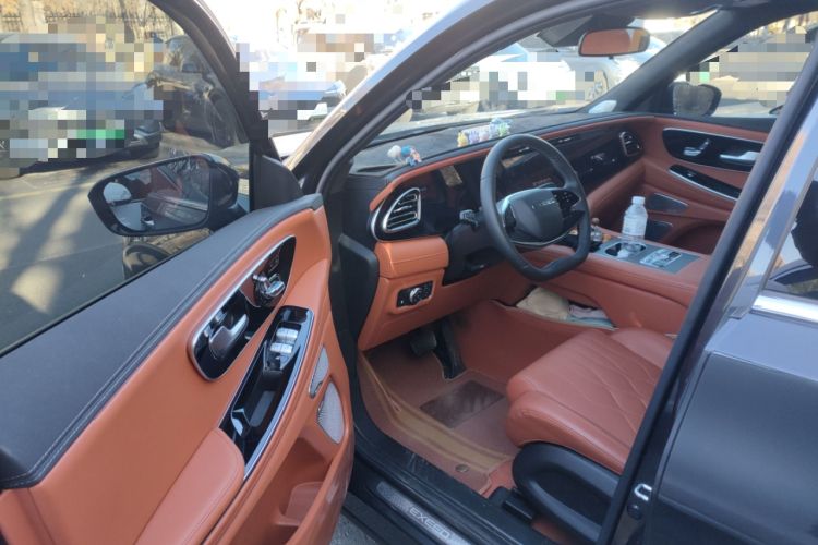 星途揽月C-DM 2025款 180 超长续航Max四驱 6座中控内饰20