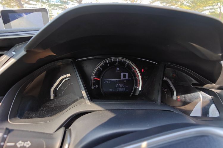 本田 思域 2016款 180TURBO CVT舒适版局部细节14