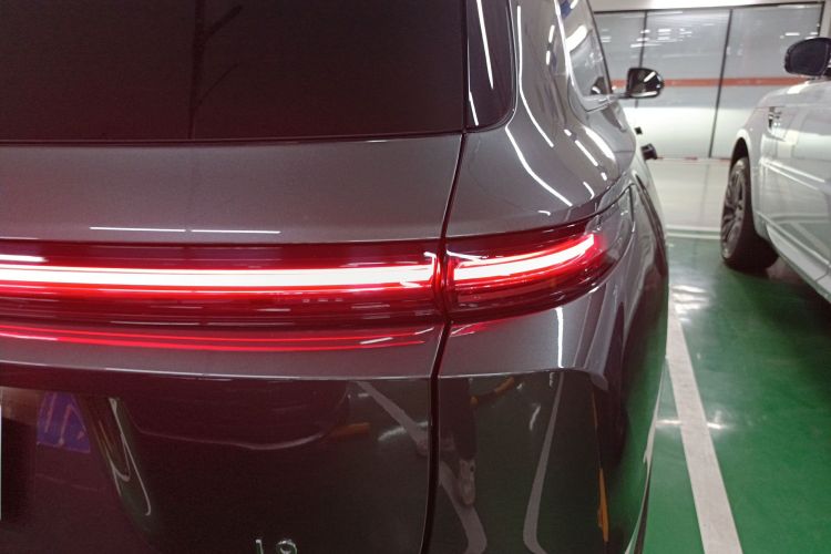 理想汽车 理想L9 2023款 Pro车身外观6006