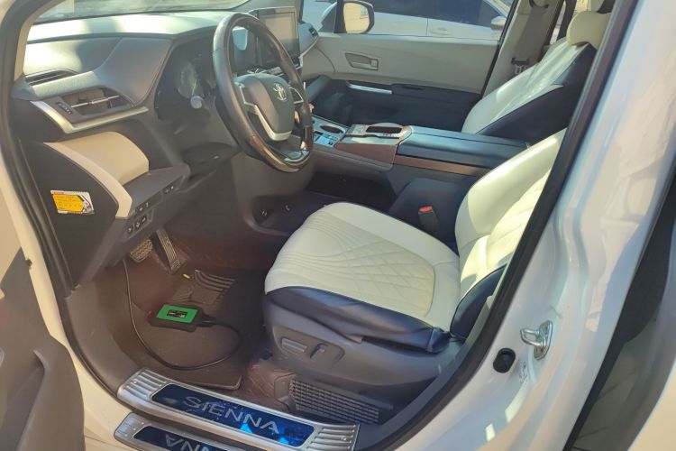 丰田 赛那SIENNA 2021款 2.5L混动 舒适版局部细节19