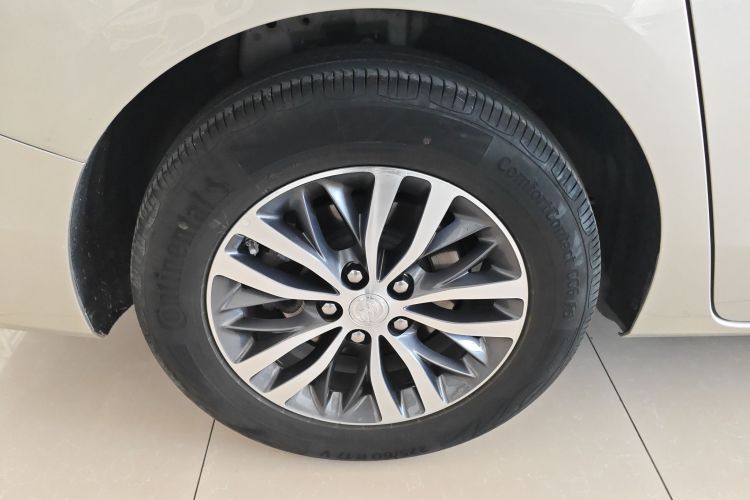 别克GL8 2020款 ES陆尊 653T 尊享型车身外观56