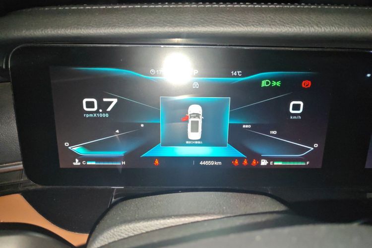 奔腾T99 2022款 20TD 自动运动尊享型中控内饰14