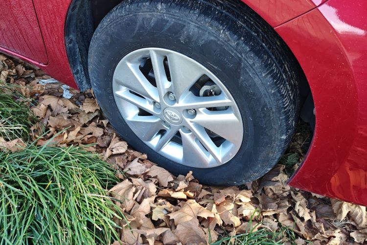 丰田 卡罗拉 2017款 1.2T CVT GL车身外观6007