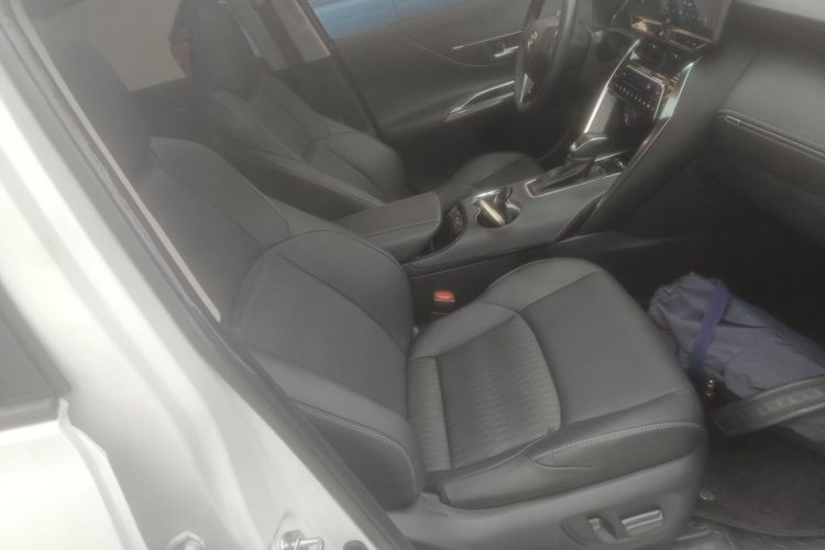 丰田 威飒 2023款 2.0L CVT两驱尊贵版局部细节41