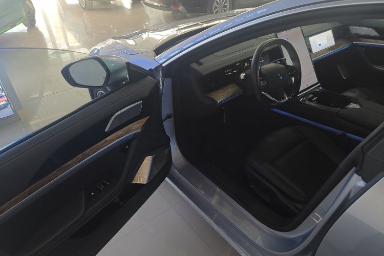 哪吒汽车 哪吒S 2024款 增程 1060版中控内饰20