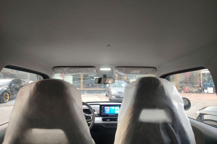 吉利银河 2025款 210km 熊猫卡丁中控内饰22