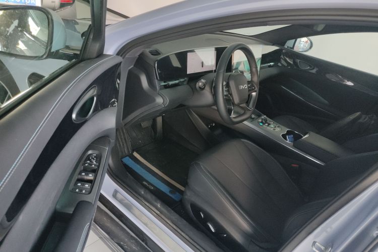 比亚迪 海豹 2025款 650智航版中控内饰20