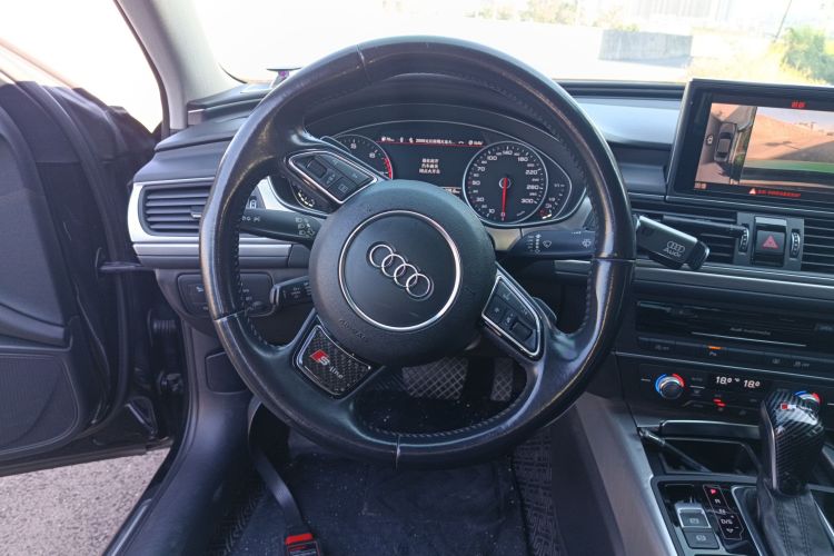 奥迪A6L 2017款 45 TFSI quattro 运动型中控内饰13