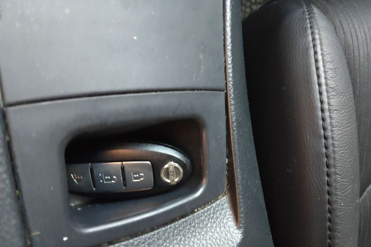 日产 骐达TIIDA 2014款 1.6L CVT智能型中控内饰11