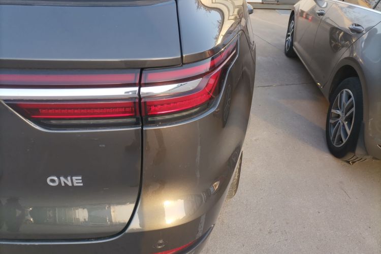 理想汽车 理想ONE 2021款 增程6座版车身外观6001