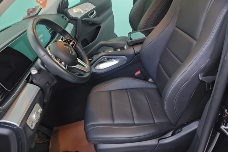 奔驰GLE 2023款 GLE 350 4MATIC 轿跑SUV 豪华型中控内饰19