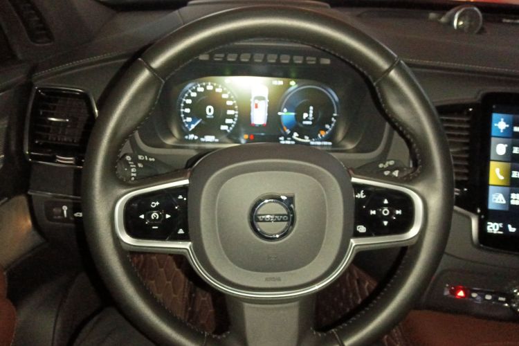 沃尔沃XC90新能源 2021款 E驱混动 T8 智尊豪华版 7座中控内饰13