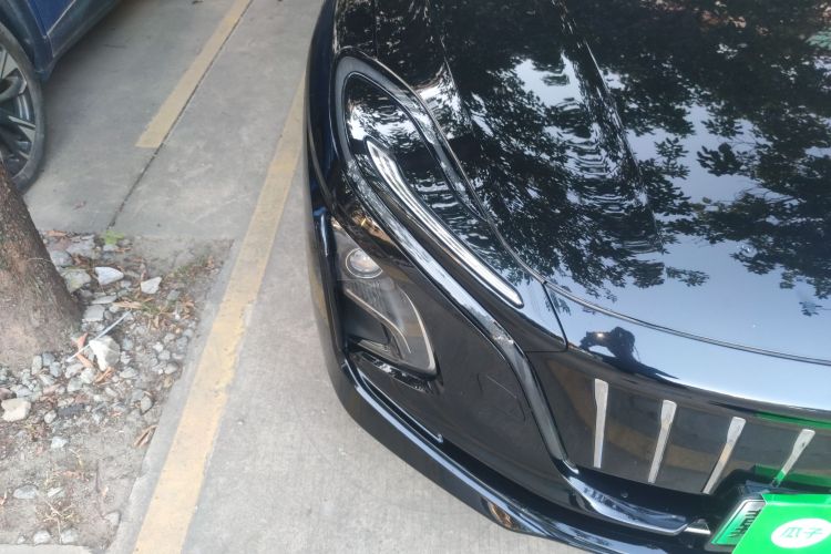 红旗E-QM5 2023款 改款 基础出行版车身外观6006