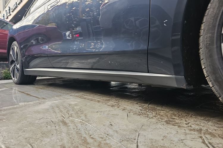 蔚来ET7 2022款 100kWh 首发版局部细节9001