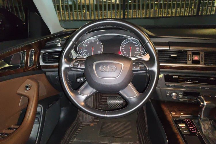 奥迪A6L 2014款 30 FSI 豪华型局部细节13