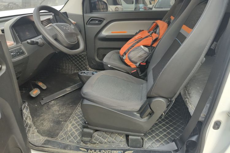 五菱汽车 宏光MINIEV 2020款 自在款 三元锂中控内饰19