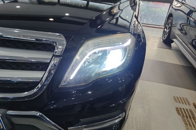 奔驰GLK级 2015款 GLK 260 4MATIC 动感型 极致版局部细节36