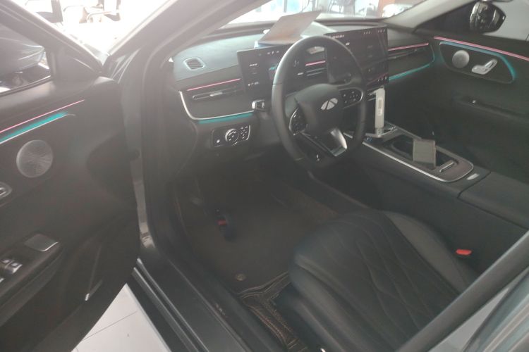 奇瑞 风云A8L 2025款 1.5TGDI 145km 豪华型中控内饰20