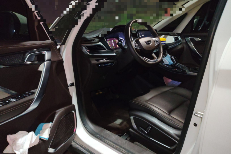 吉利汽车 嘉际 2021款 智擎 1.5TD DCT尊贵型中控内饰20