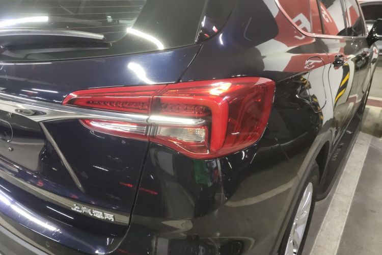 别克 昂科威 2020款 20T 两驱豪华型车身外观9