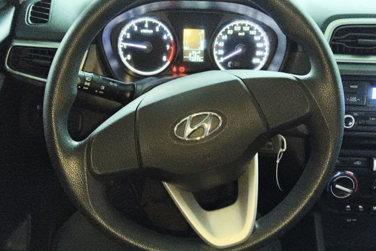 现代 瑞纳 2017款 1.4L 手动焕新版 国VI局部细节13