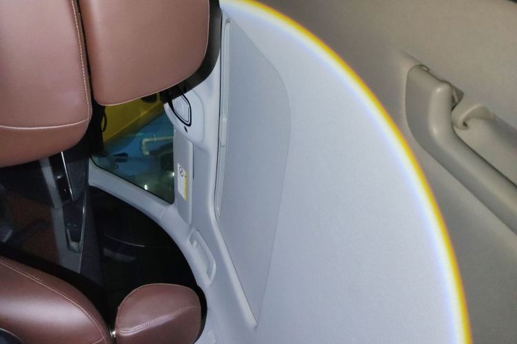 奥迪A4L 2018款 30周年年型 40 TFSI 进取型中控内饰22