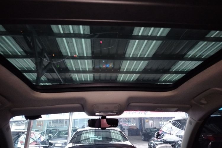 奥迪Q3 2018款 30周年年型 35 TFSI 时尚型局部细节22