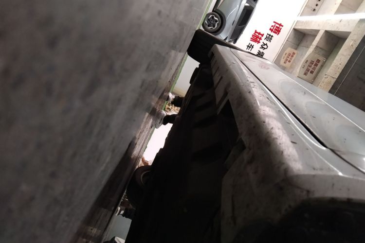 福特 蒙迪欧 2018款 EcoBoost 180 智控时尚型 国V机舱底盘29