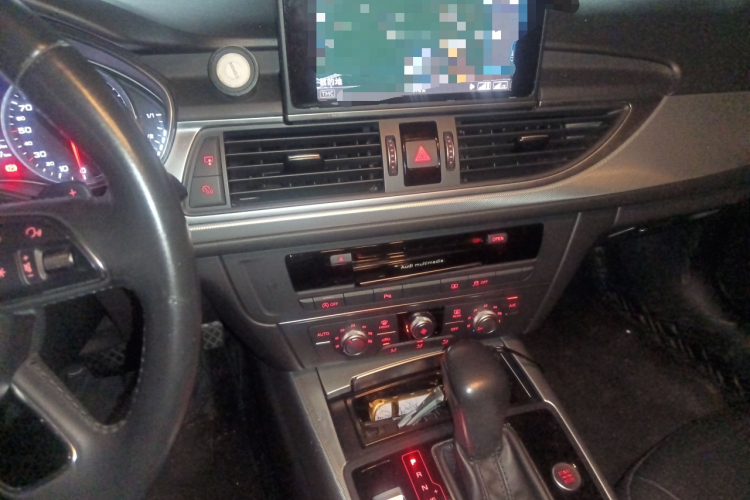 奥迪A6L 2018款 30周年年型 TFSI 进取型中控内饰16