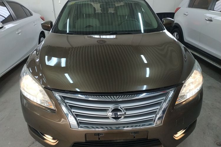 日产 轩逸 2014款 1.6XV CVT尊享版车身外观2