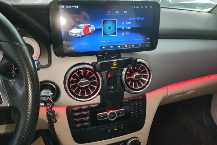 奔驰GLK级 2015款 GLK 260 4MATIC 动感型 极致版局部细节16