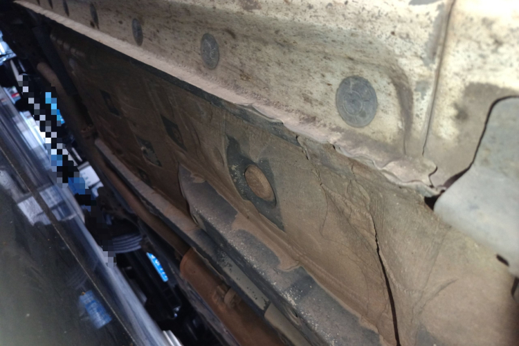 丰田 威驰FS 2021款 1.5L CVT锋驰版局部细节9001