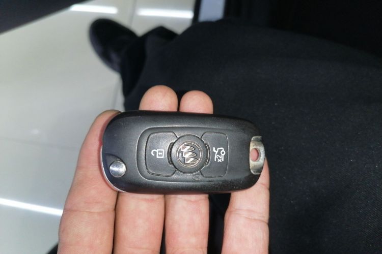 别克 凯越 2018款 15N CVT精英型中控内饰7001