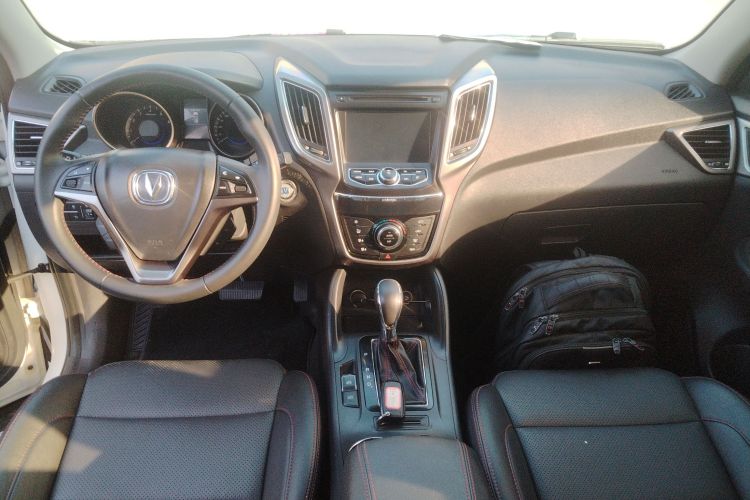 长安CS75 2016款 1.8T 自动精英型 国V中控内饰12