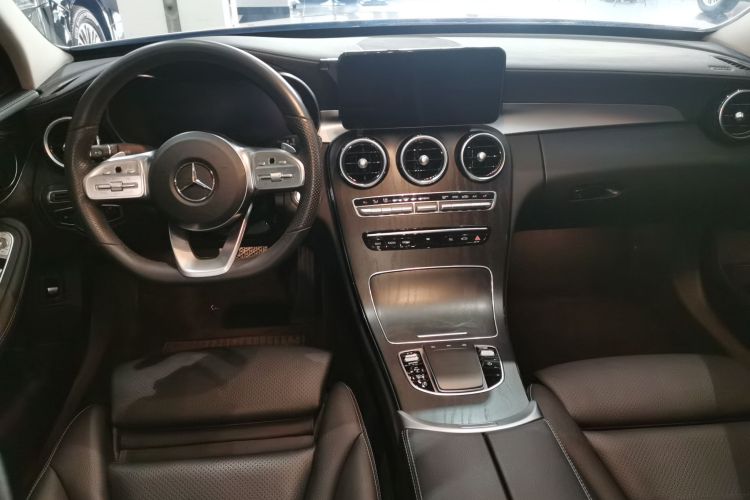 奔驰C级 2021款 C 260 L 运动版中控内饰12