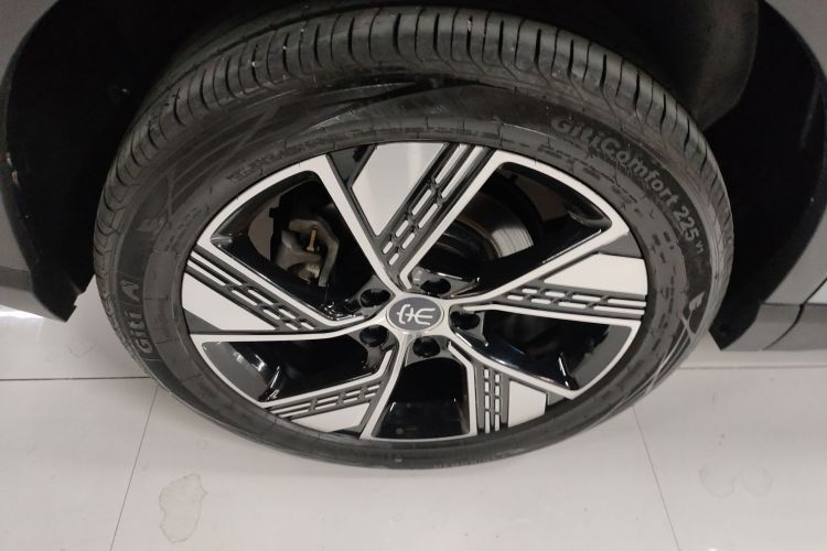 比亚迪 宋Pro新能源 2023款 冠军版 DM-i 110KM卓越型车身外观6004