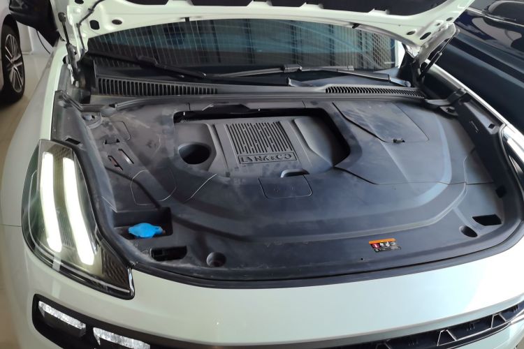 领克06 2023款 Remix 1.5T 劲Halo机舱底盘24